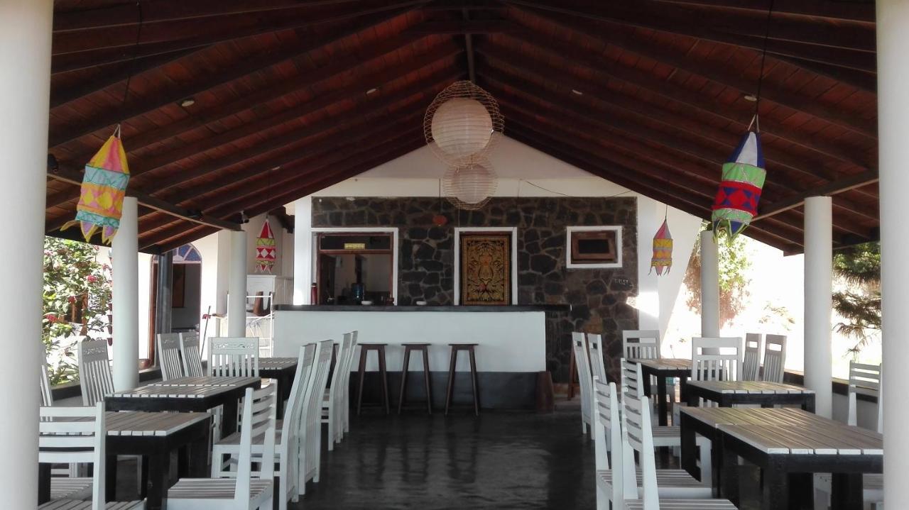 Hotel Sunchaser Tangalle